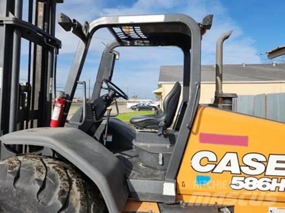 CASE 586H Rough Terrain Trucks