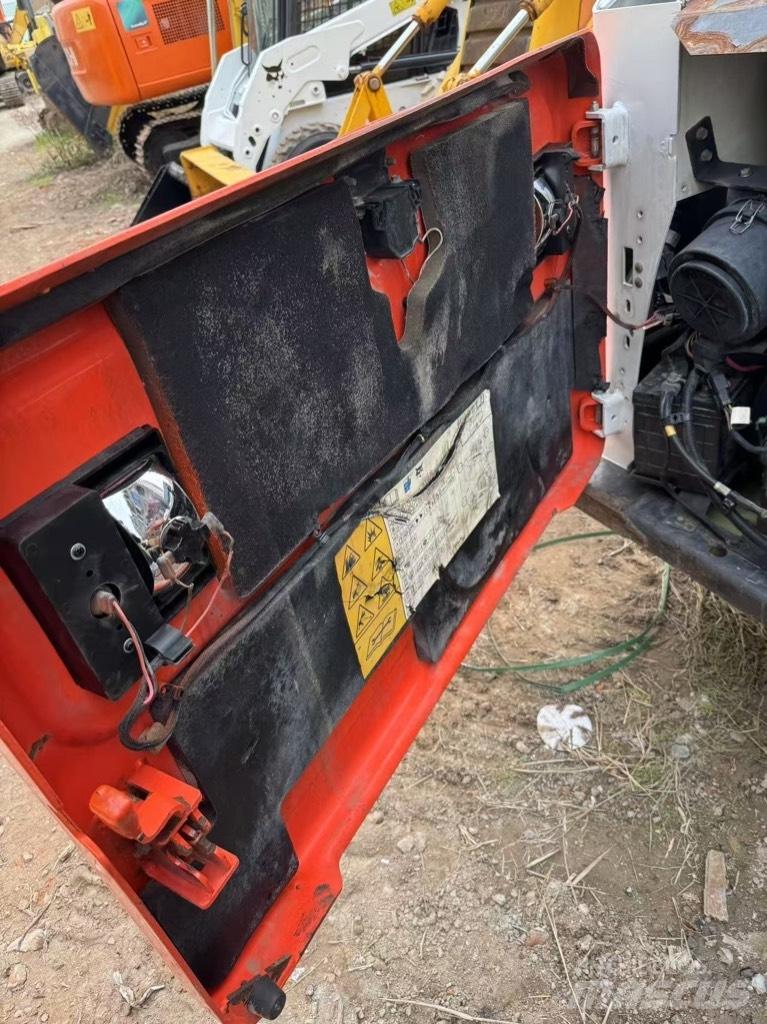 Bobcat S 550 Skid Steer Loaders
