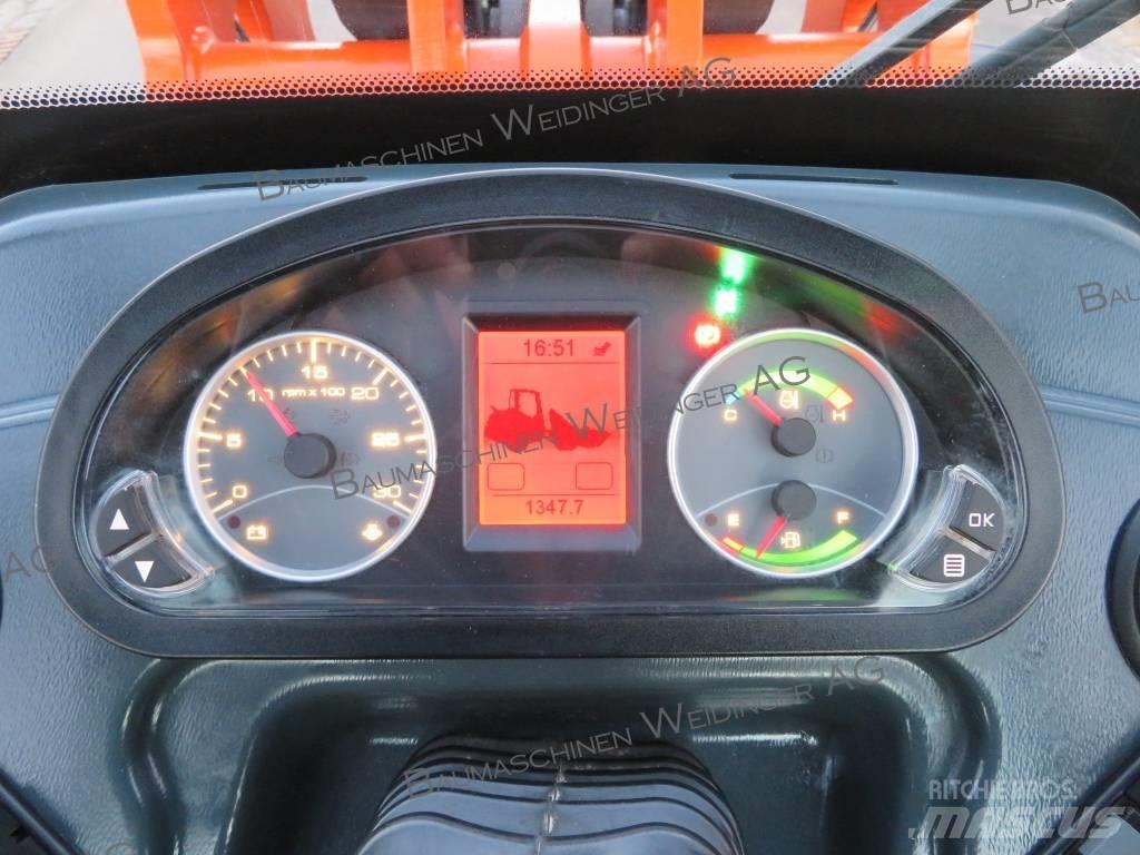 Hitachi ZW 75 Wheel Loaders