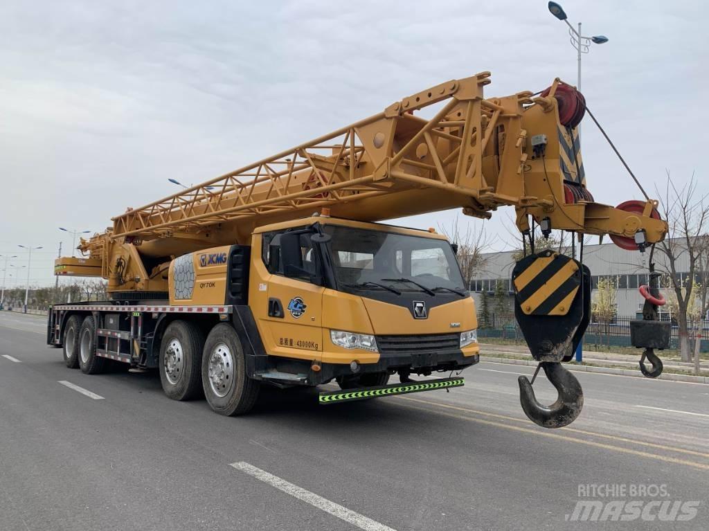 XCMG QY70KC Mobile and all terrain cranes