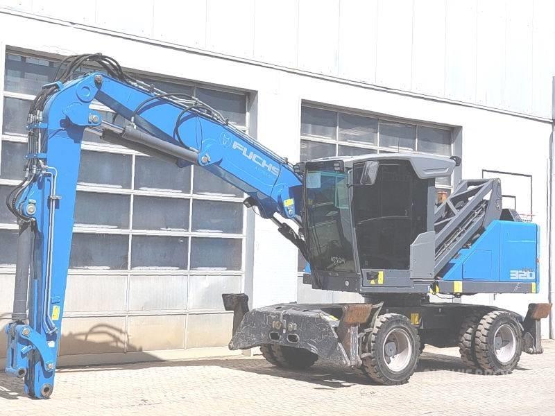 Fuchs MHL 320 F Waste / Industry Handlers