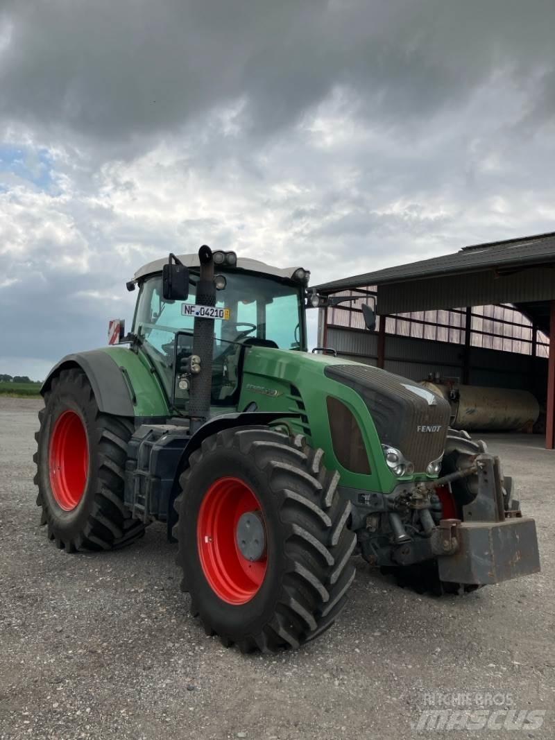 Fendt 930 COM 3 Tractors