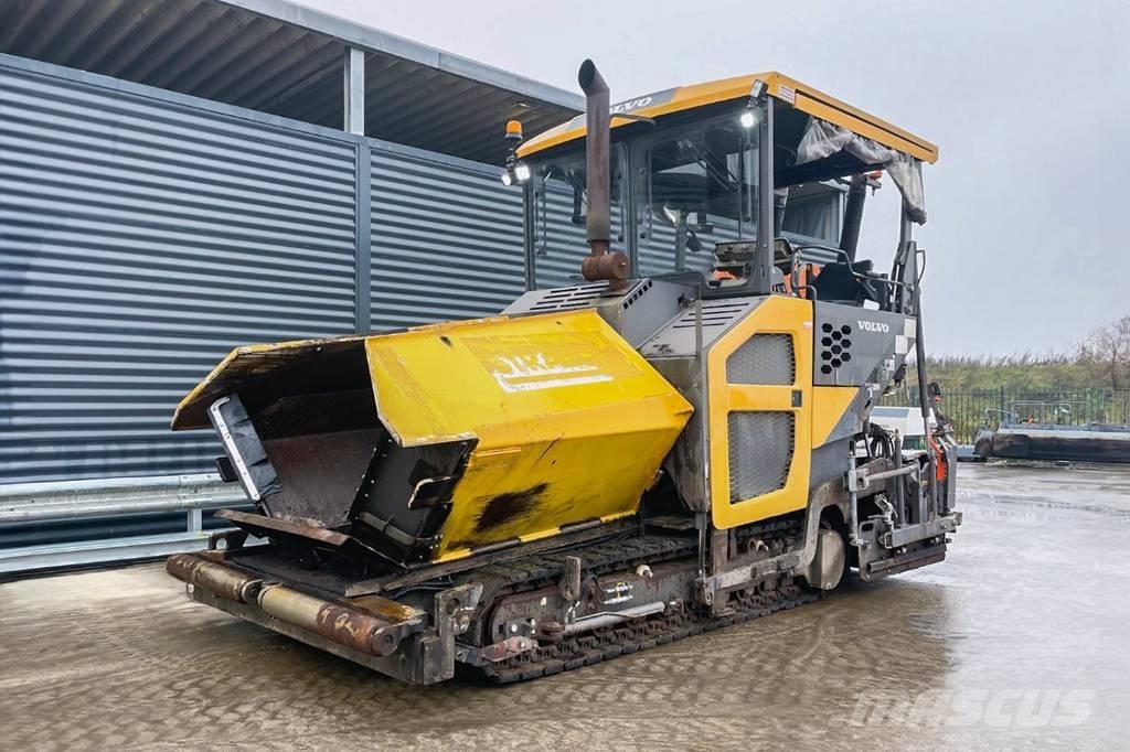 Volvo P7820C Asphalt pavers