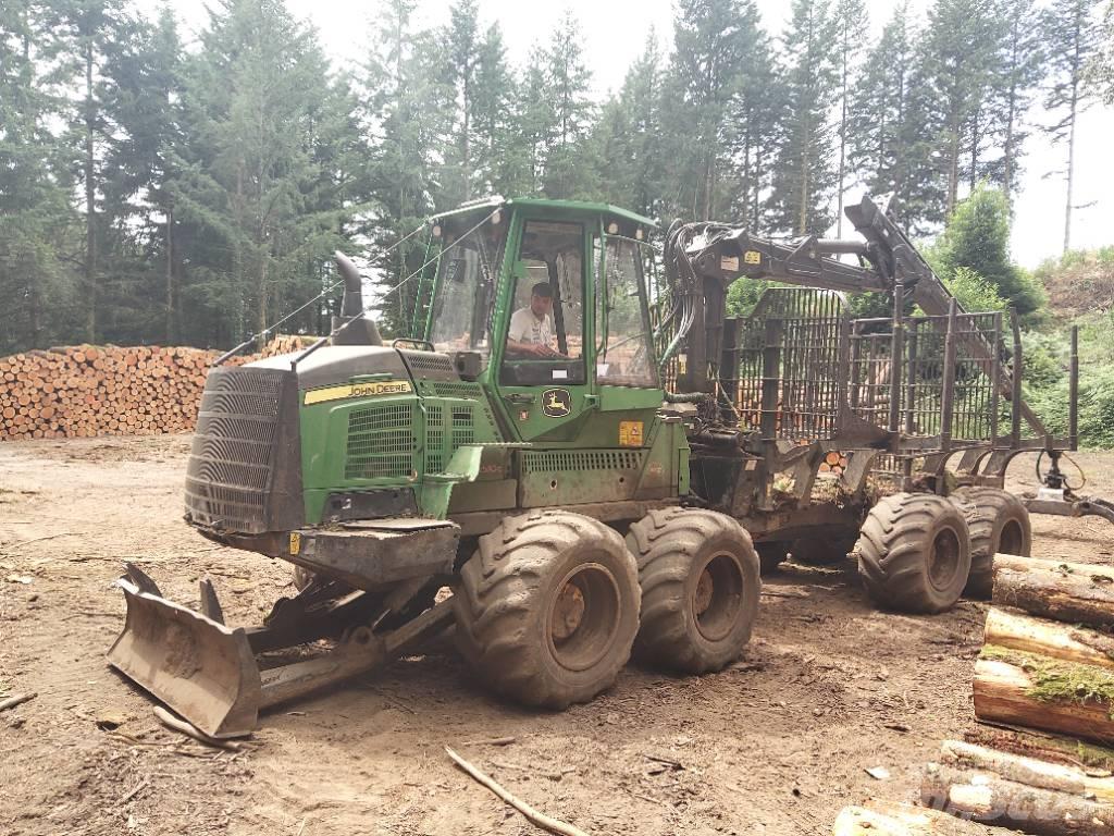John Deere 1510 G Forwarders