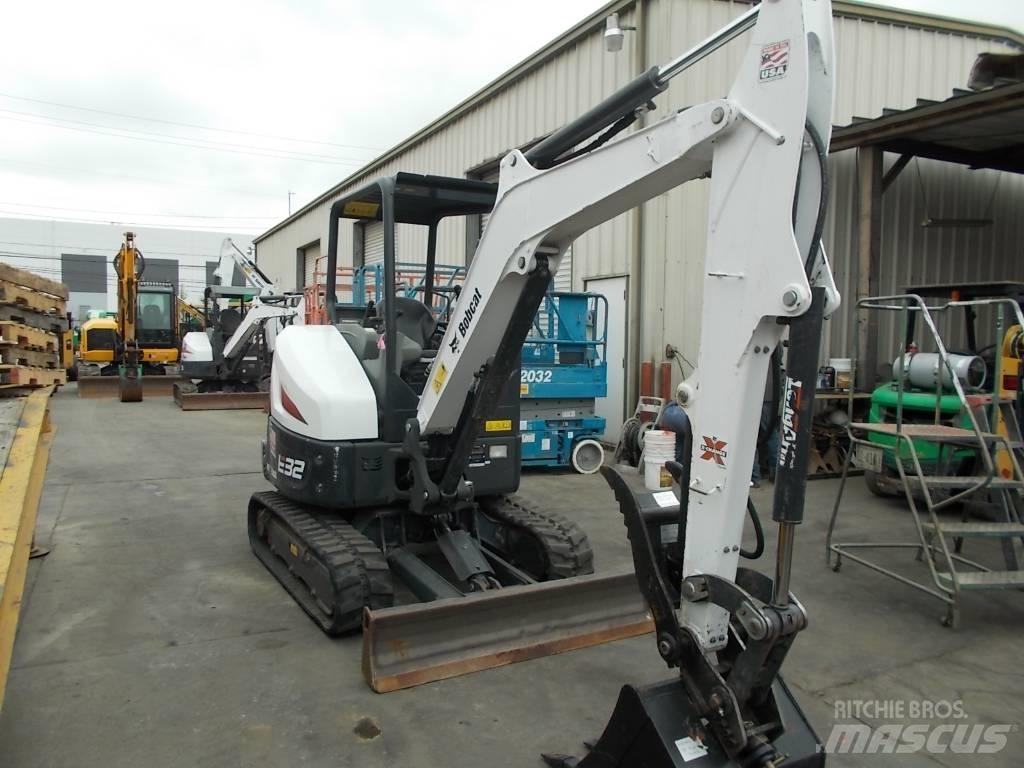 Bobcat E32i Mini Excavators <7t (Mini Diggers)