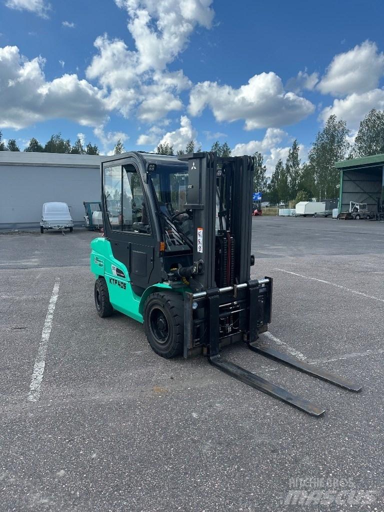 Mitsubishi FD 35 N Diesel Forklifts
