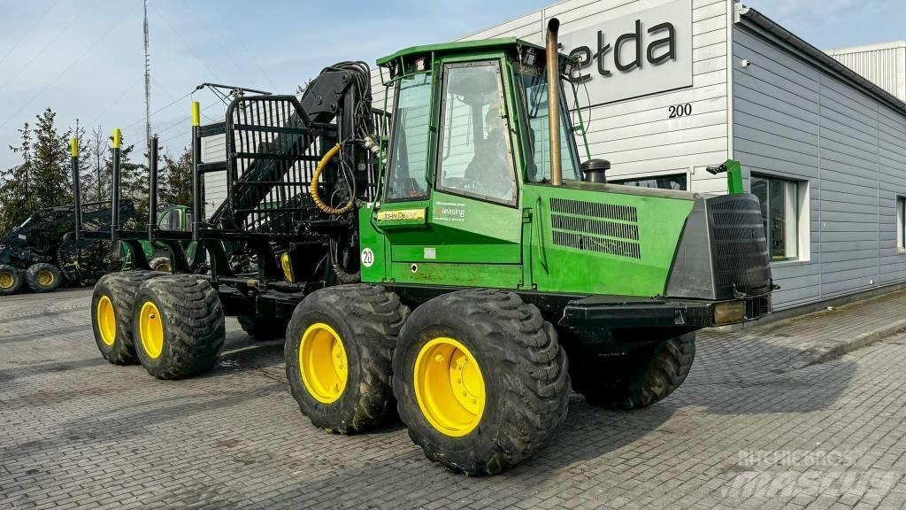 John Deere 1110 D Forwarders