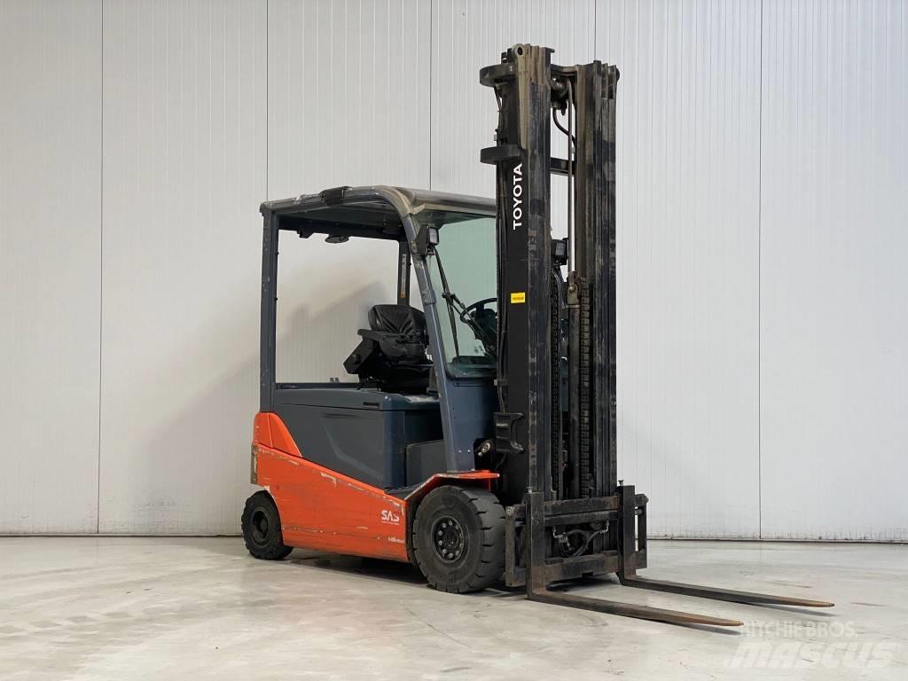Toyota 8FBMT25 Electric Forklifts