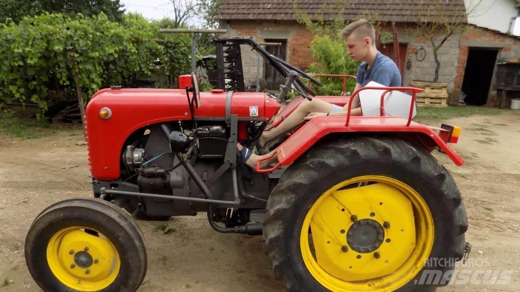 Steyr T 84 Tractors
