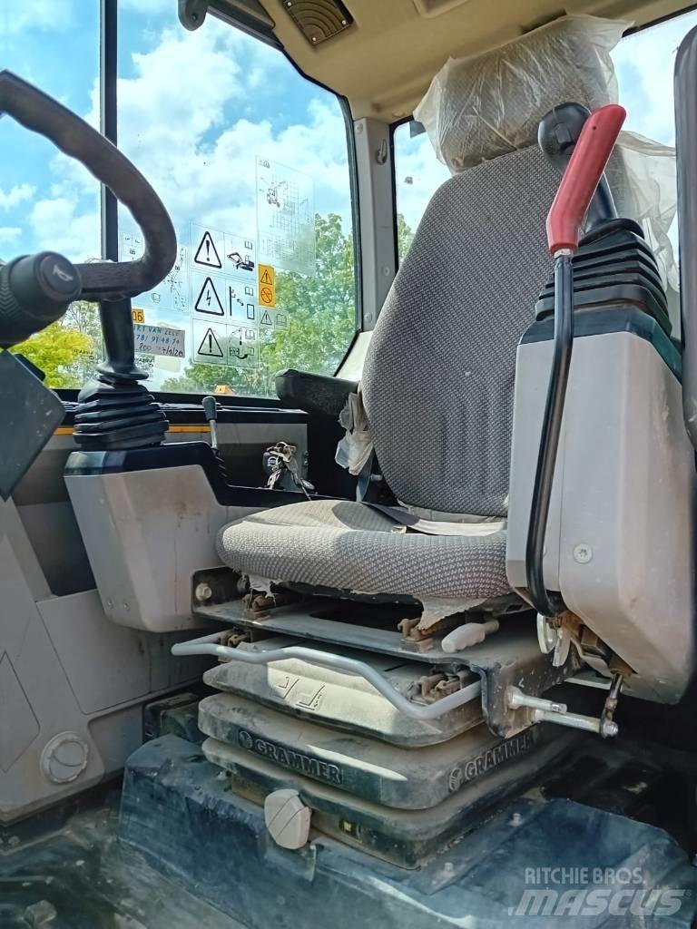 Volvo EW 60 E Wheeled Excavators