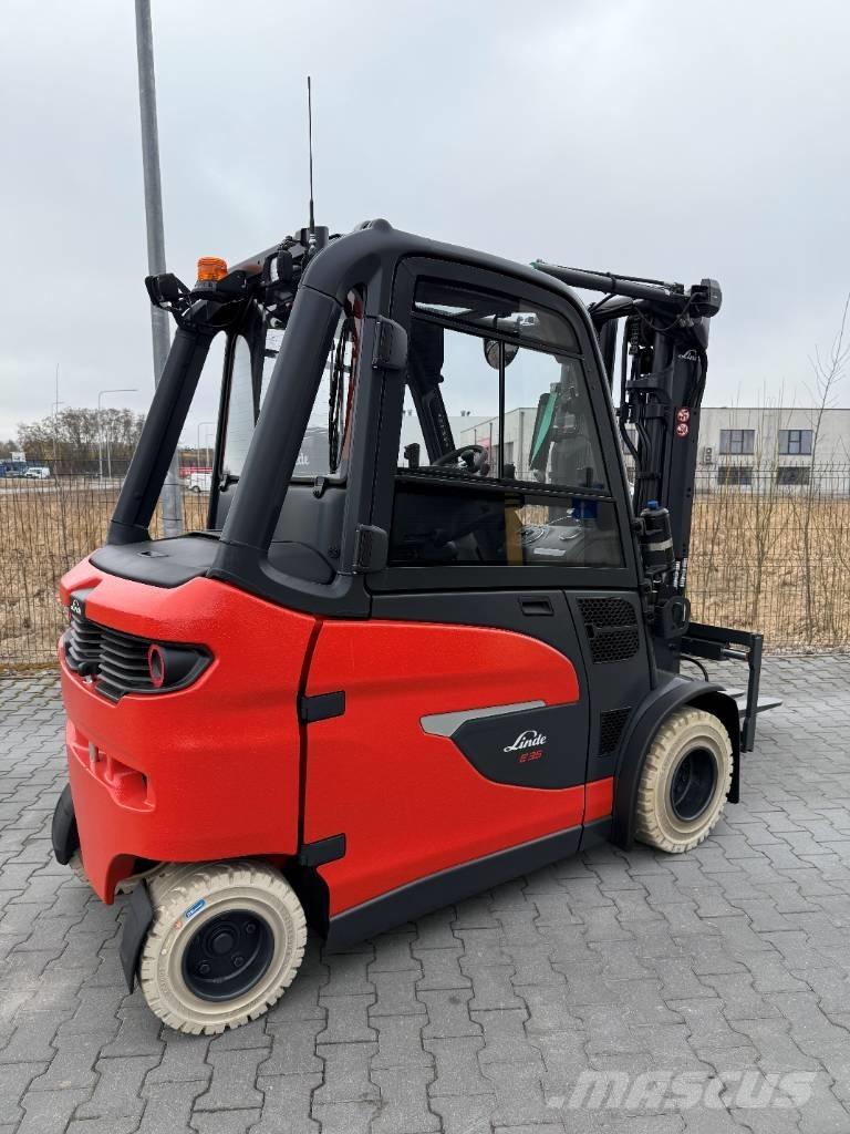 Linde E 35 Electric Forklifts