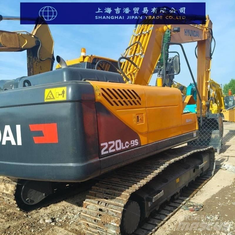 Hyundai R220 Mini excavators  7t - 12t