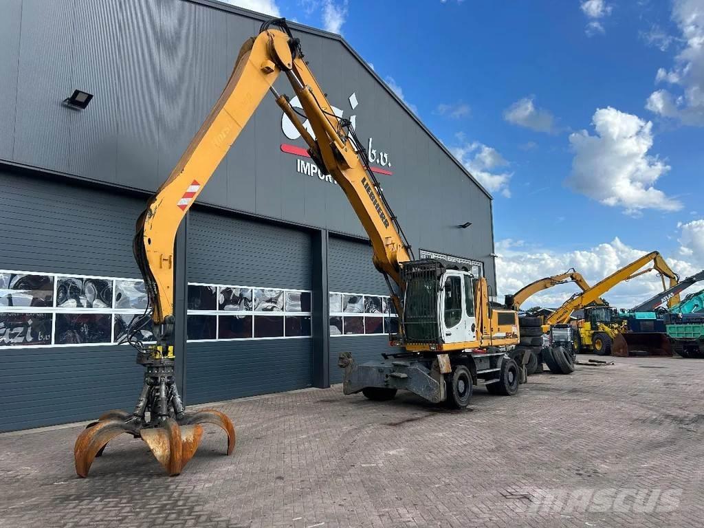 Liebherr A924C Waste / Industry Handlers