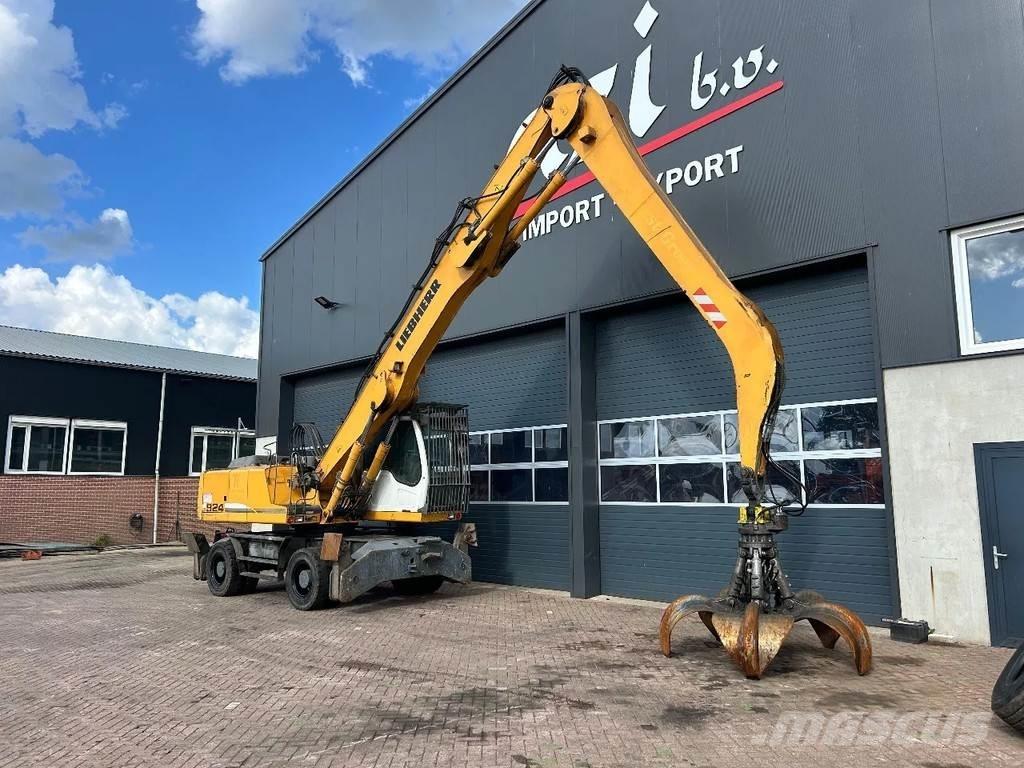Liebherr A924C Waste / Industry Handlers