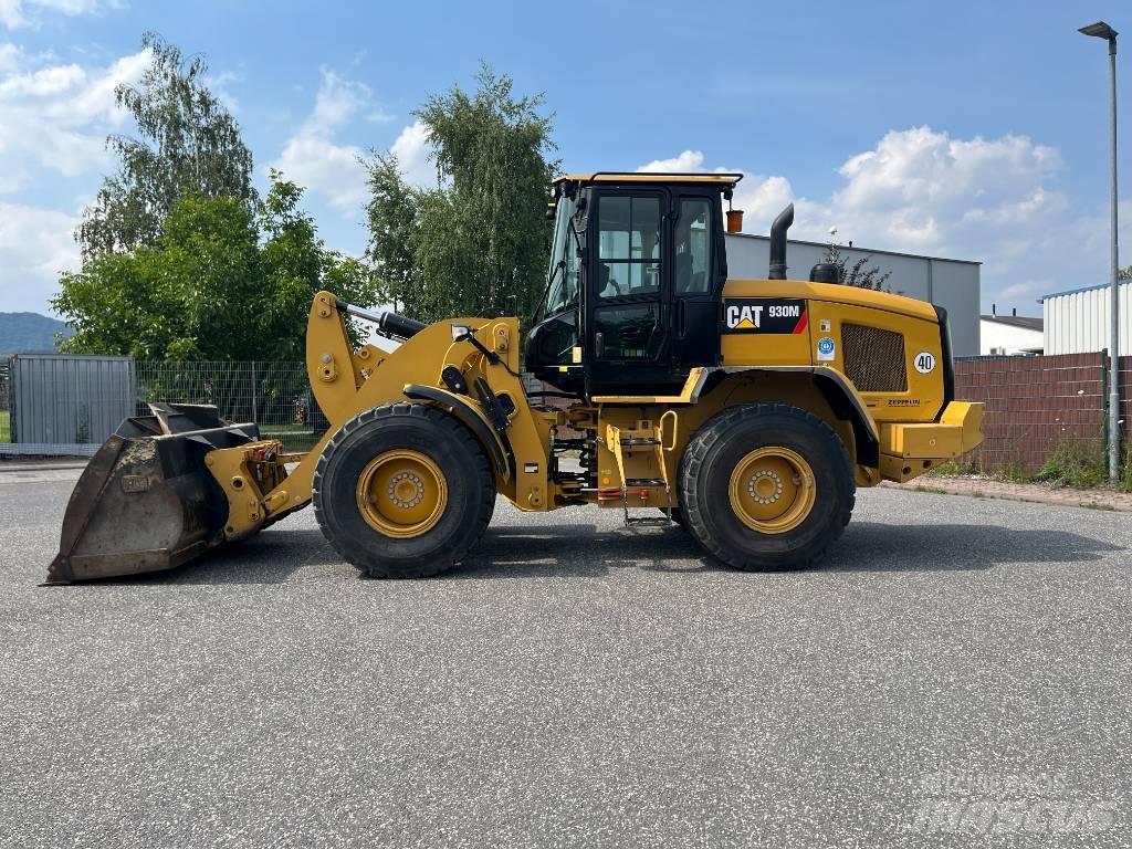 CAT 930M Wheel Loaders