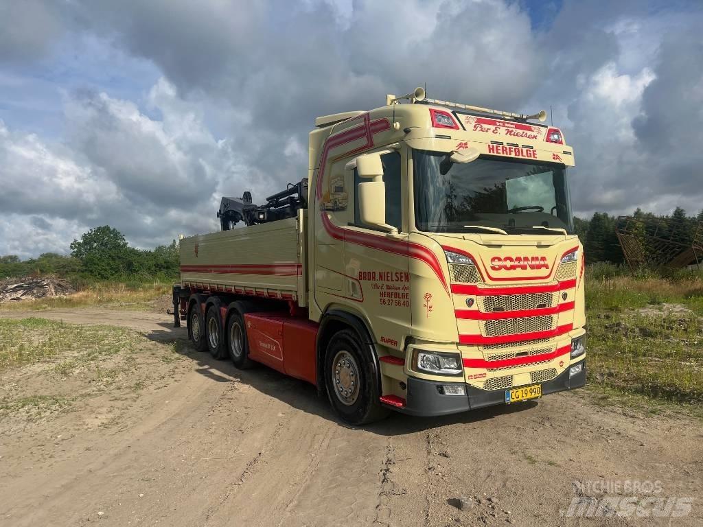 Scania R 520 Tridem Boom / Crane / Bucket Trucks