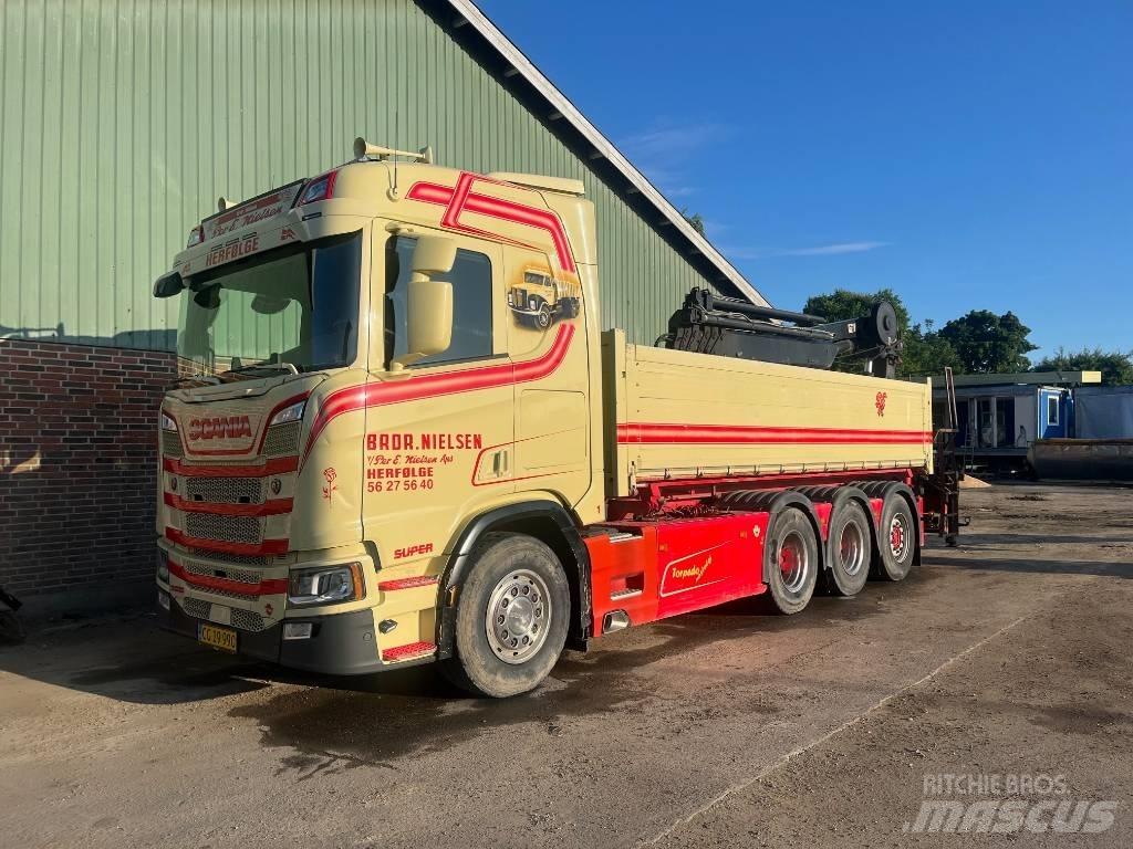 Scania R 520 Tridem Boom / Crane / Bucket Trucks