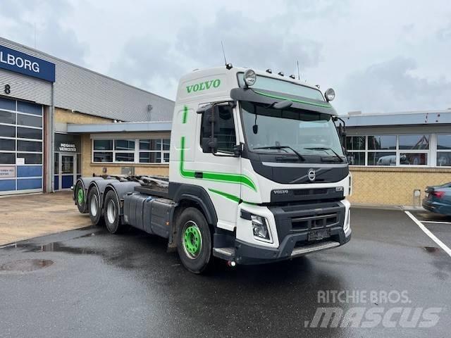 Volvo FMX 500 Hook lift trucks