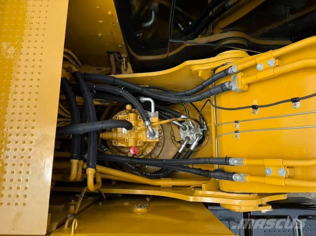 CAT 320D2 Crawler Excavators