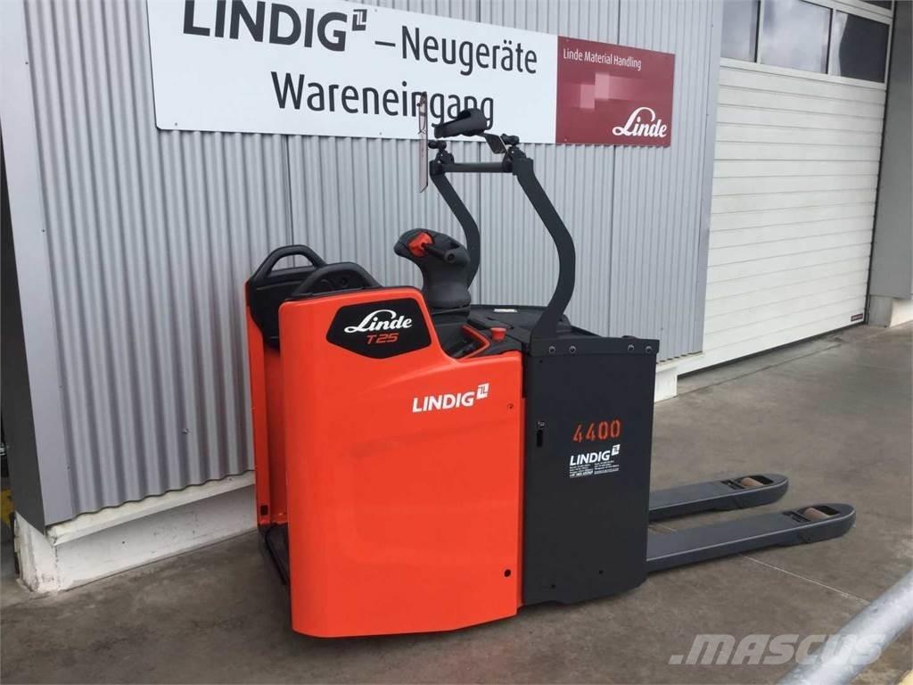 Linde T25FP Self Propelled Stackers