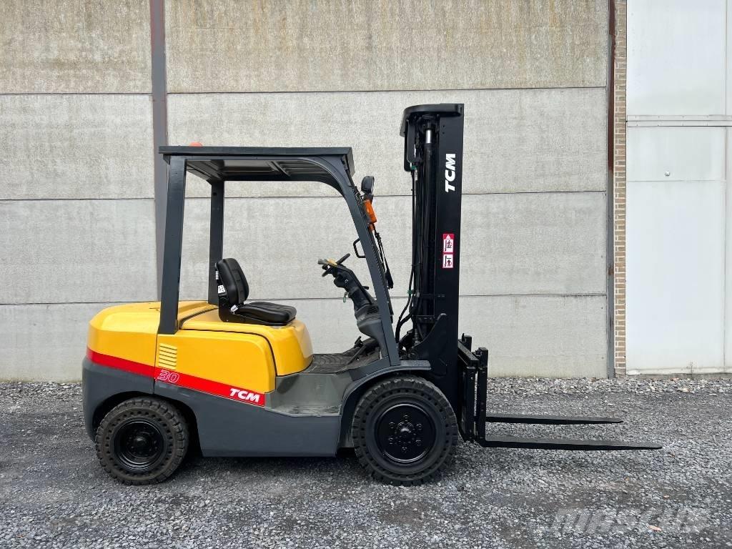TCM FD30T3 Diesel Forklifts
