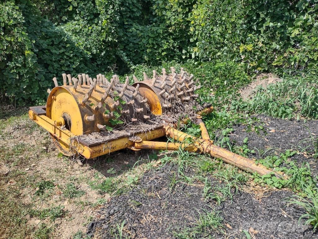  unknown Unknown Towed vibratory rollers