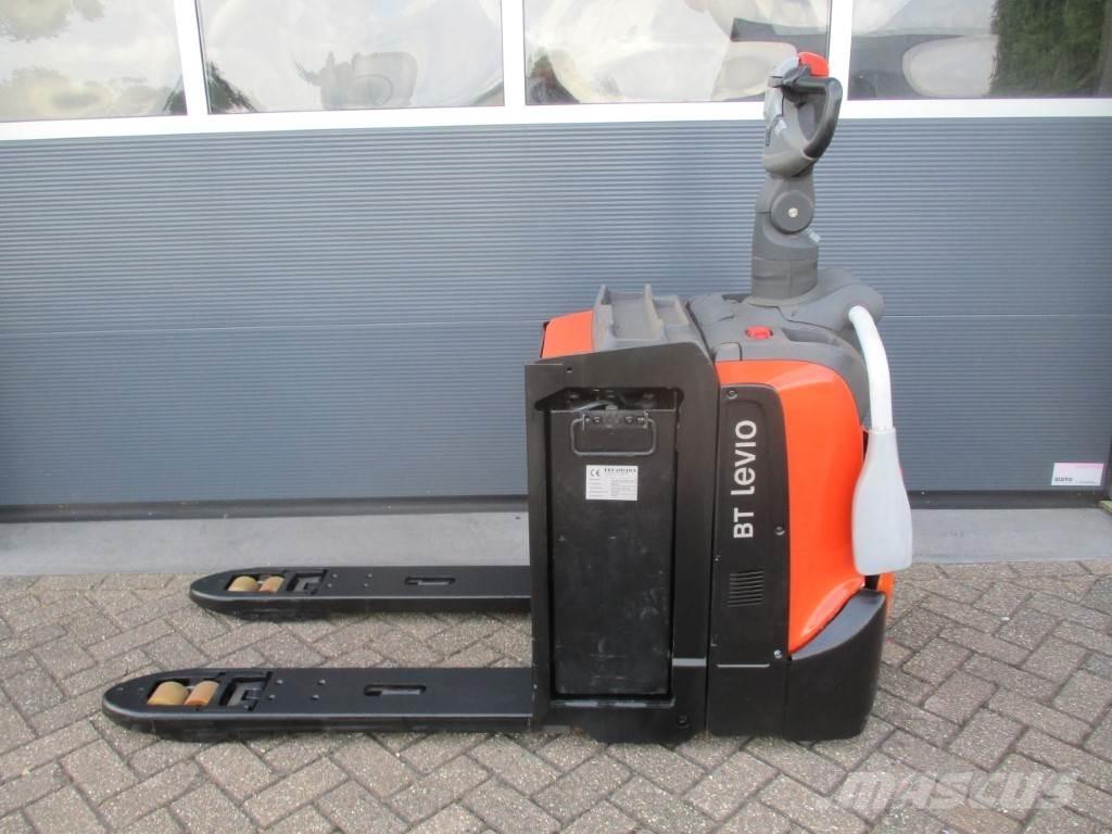 BT LPE 200 Low lifter with platform