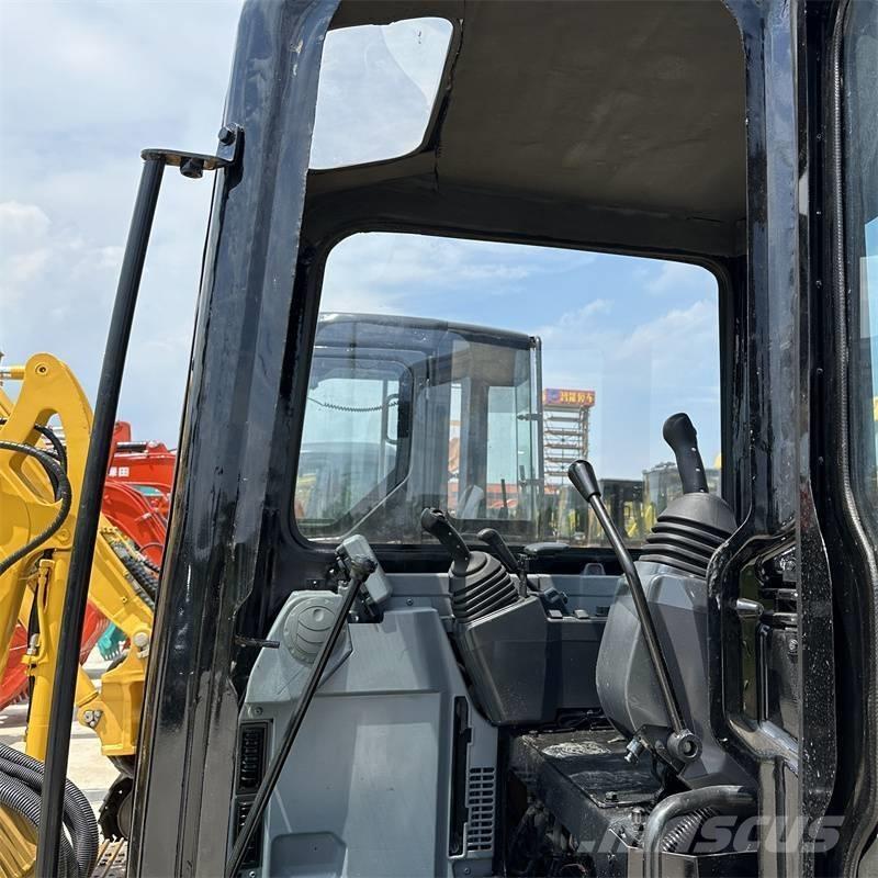 CAT 303.5 E Mini Excavators <7t (Mini Diggers)