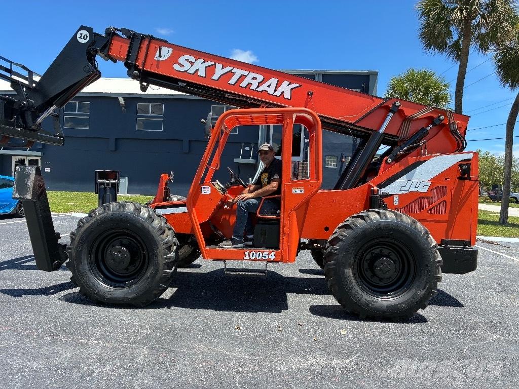 JLG 10054 Telescopic Handlers