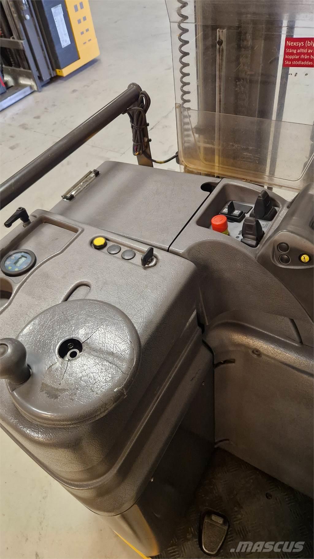 Atlet A160SDTFVHSN Low lifter with platform