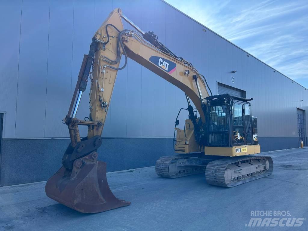 CAT 325 FL CR Crawler Excavators