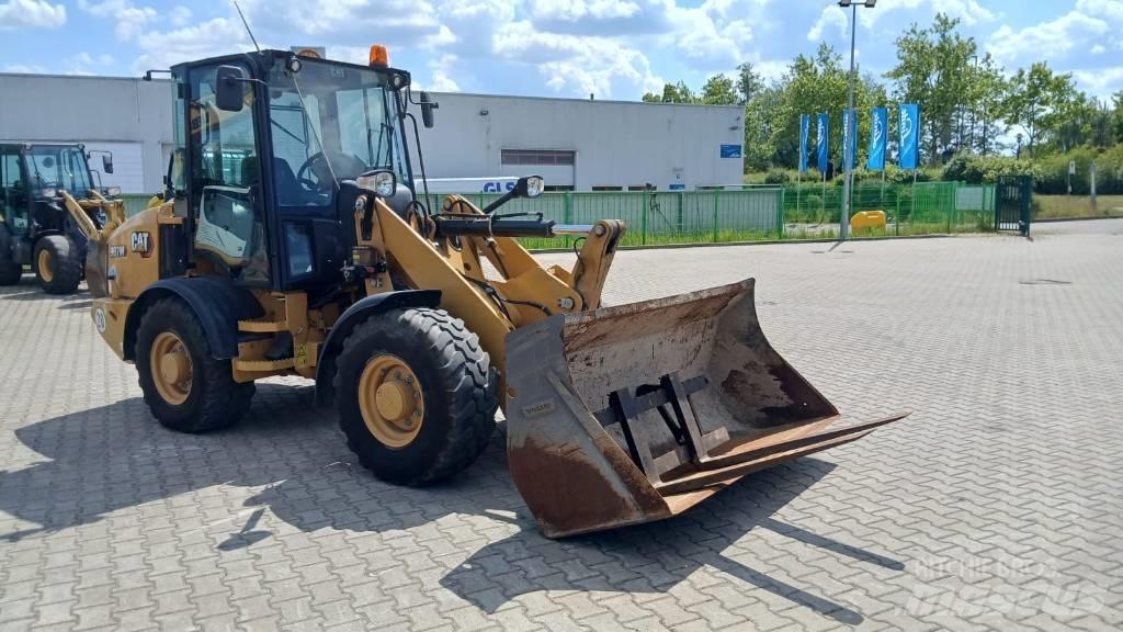 CAT 907 M Wheel Loaders