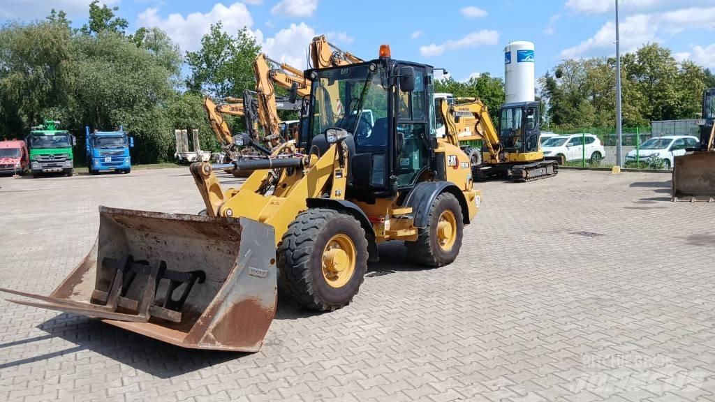 CAT 907 M Wheel Loaders