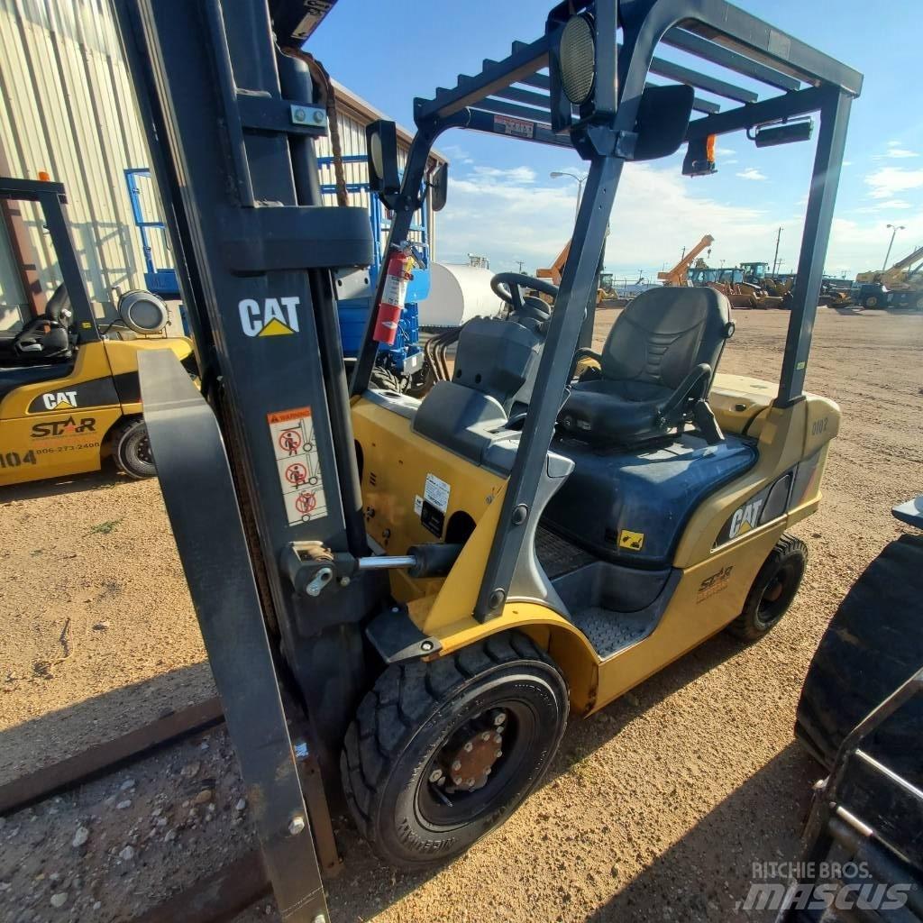 CAT DP 25 N Misc Forklifts