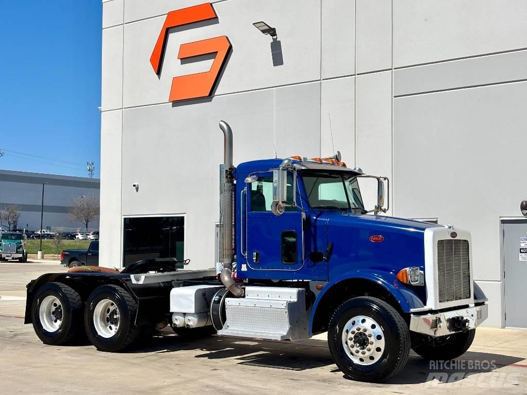 Peterbilt 365 Conventional Trucks / Tractor Trucks