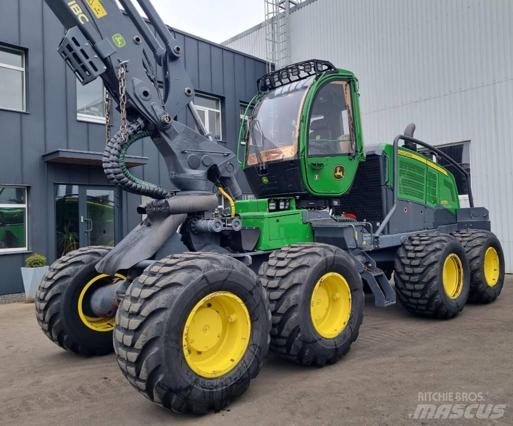 John Deere 1270 G Harvesters