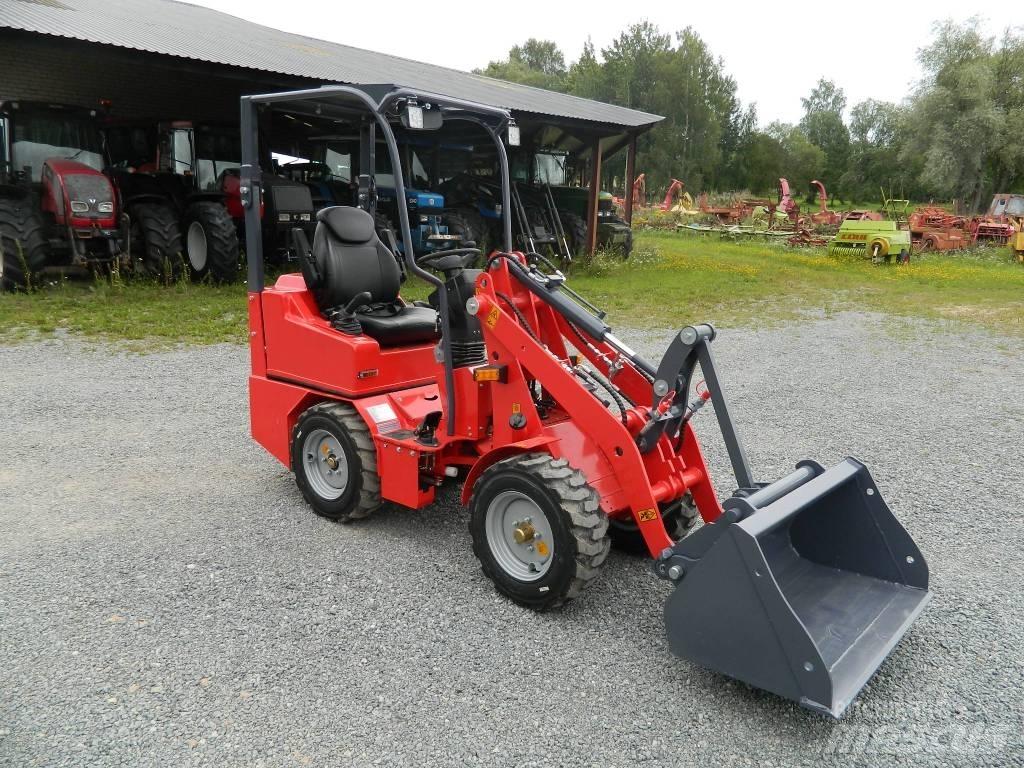 Attack 800 Front Loaders
