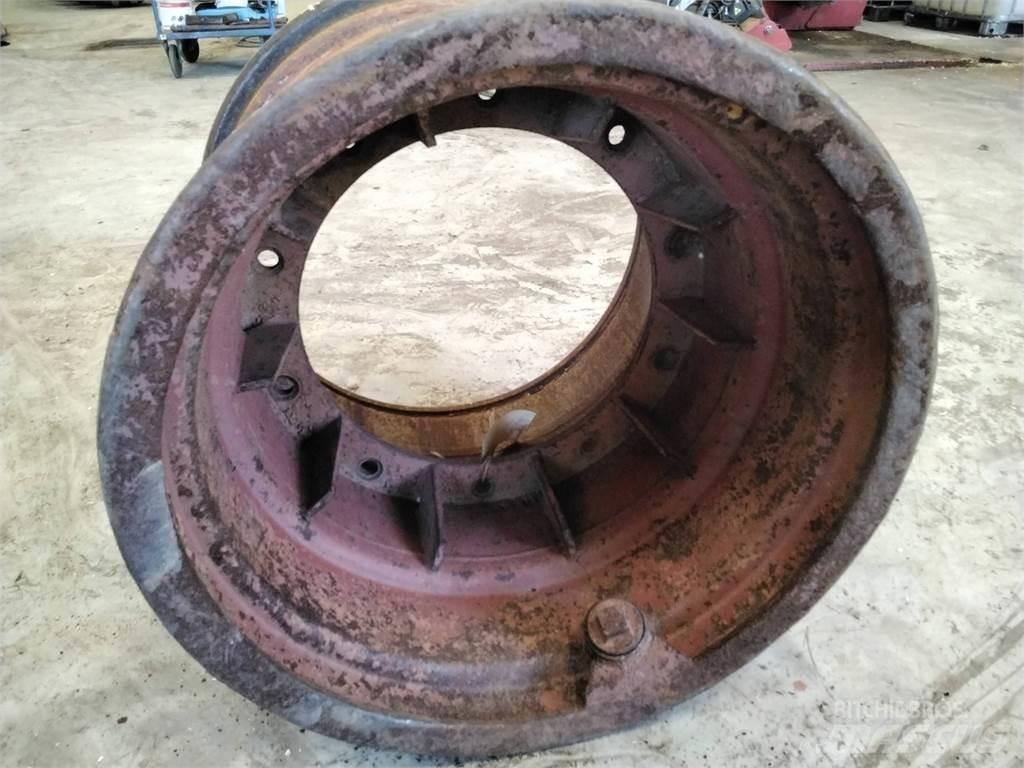 Kockum 84-35 24x26 Tires, wheels and rims