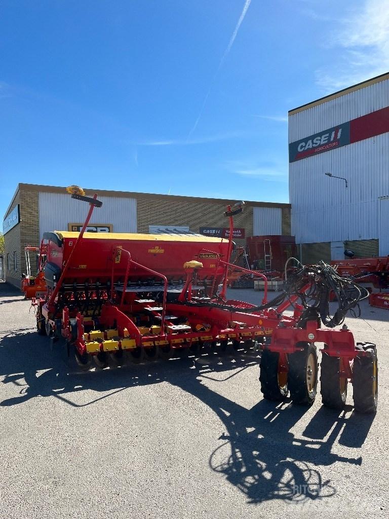 Väderstad Rapid400C Farm Drills