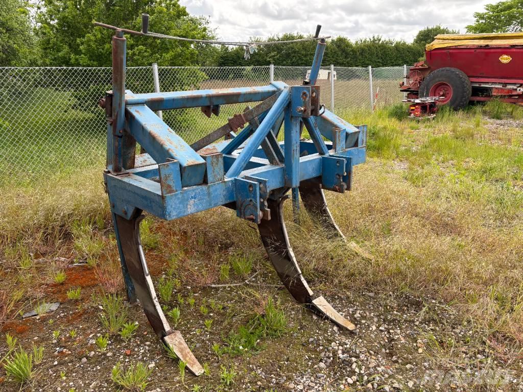 Rabe 3 tands Chisel Plows