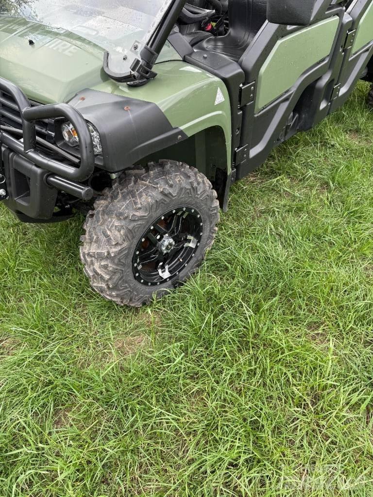 John Deere 855 Utility Machines