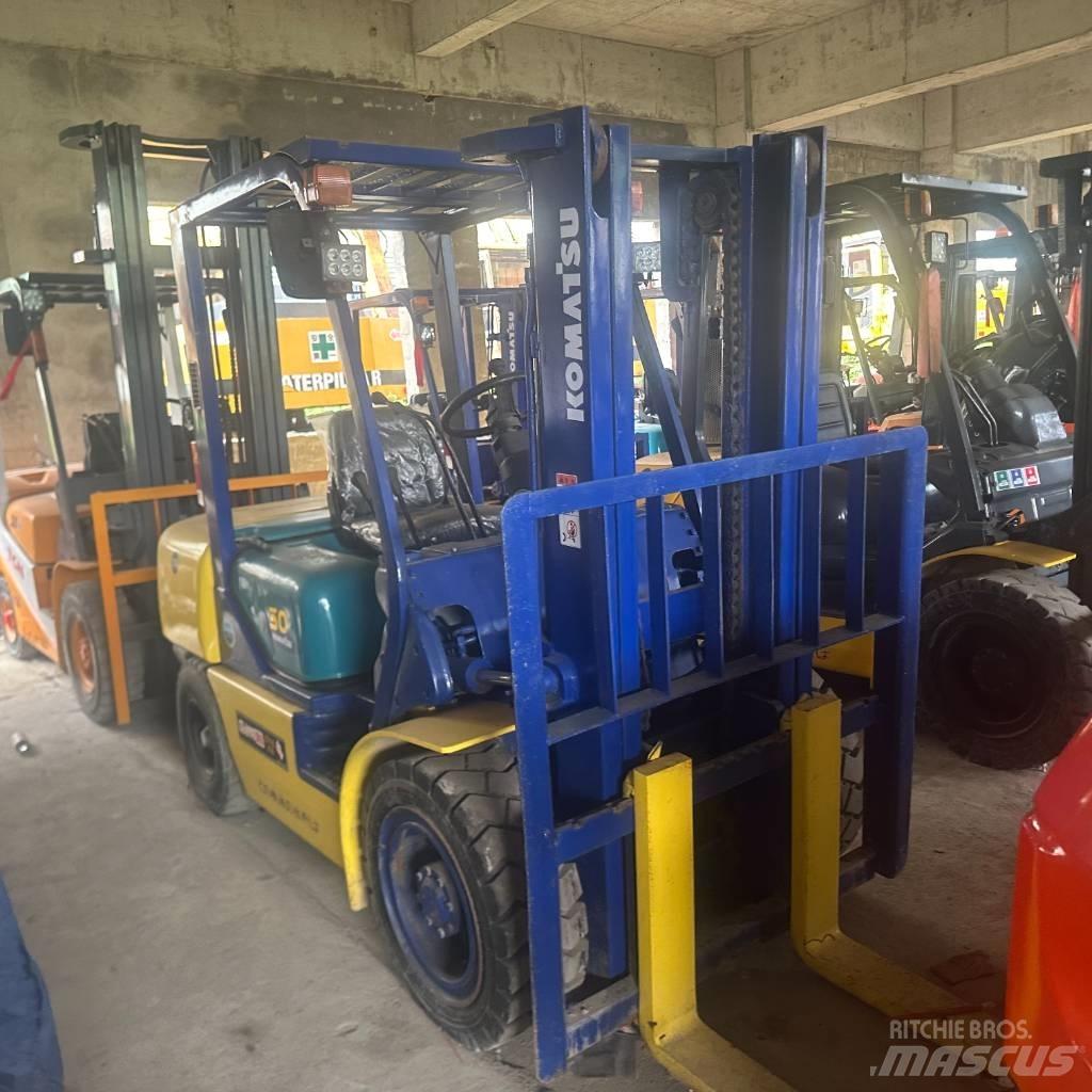 Komatsu F30T Diesel Forklifts