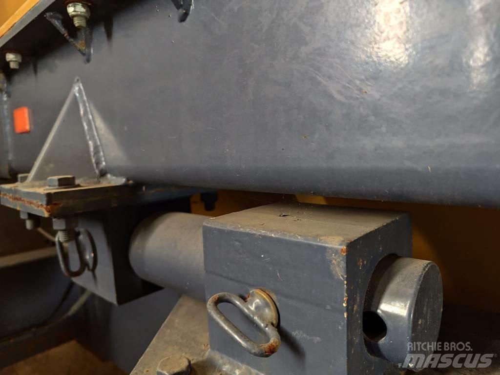 Brochard 30T Tip Trailers