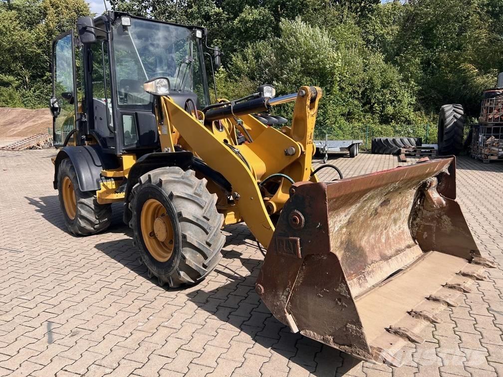 CAT 908M Radlader Wheel Loaders