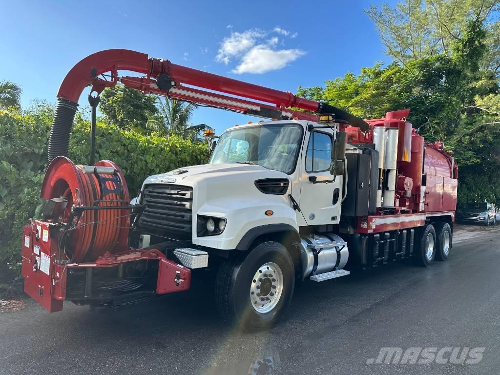 Freightliner 114 SD Vacuum Trucks