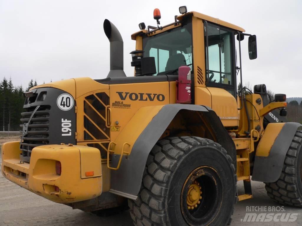 Volvo L 90 F Wheel Loaders