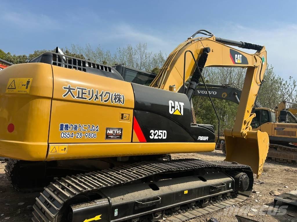 CAT 325 D Mini excavators  7t - 12t