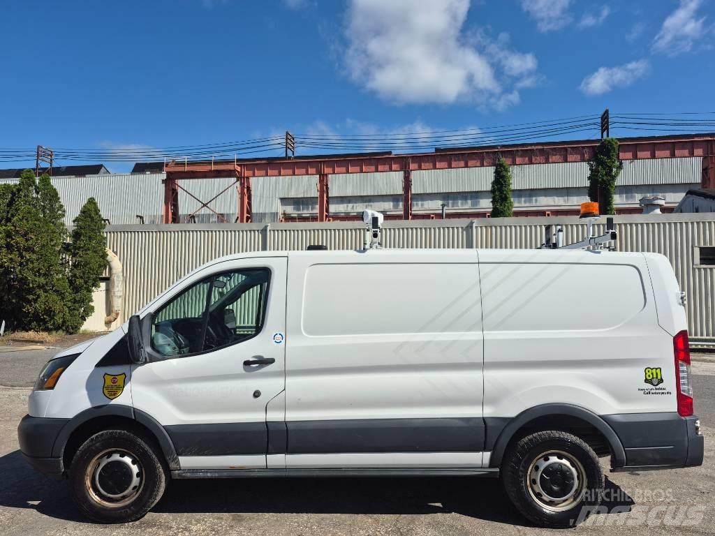 Ford Transit 250 Panel vans