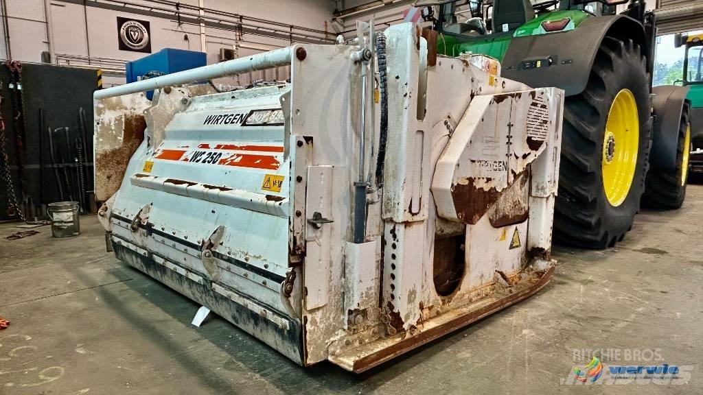 Wirtgen WS 250 Asphalt Recycling Equipment