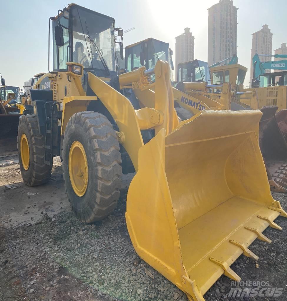 Komatsu WA 320-5 Wheel Loaders